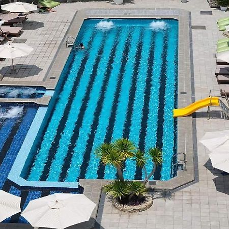 Olive Tree Hotel Pattaya На Джомтиен Екстериор снимка