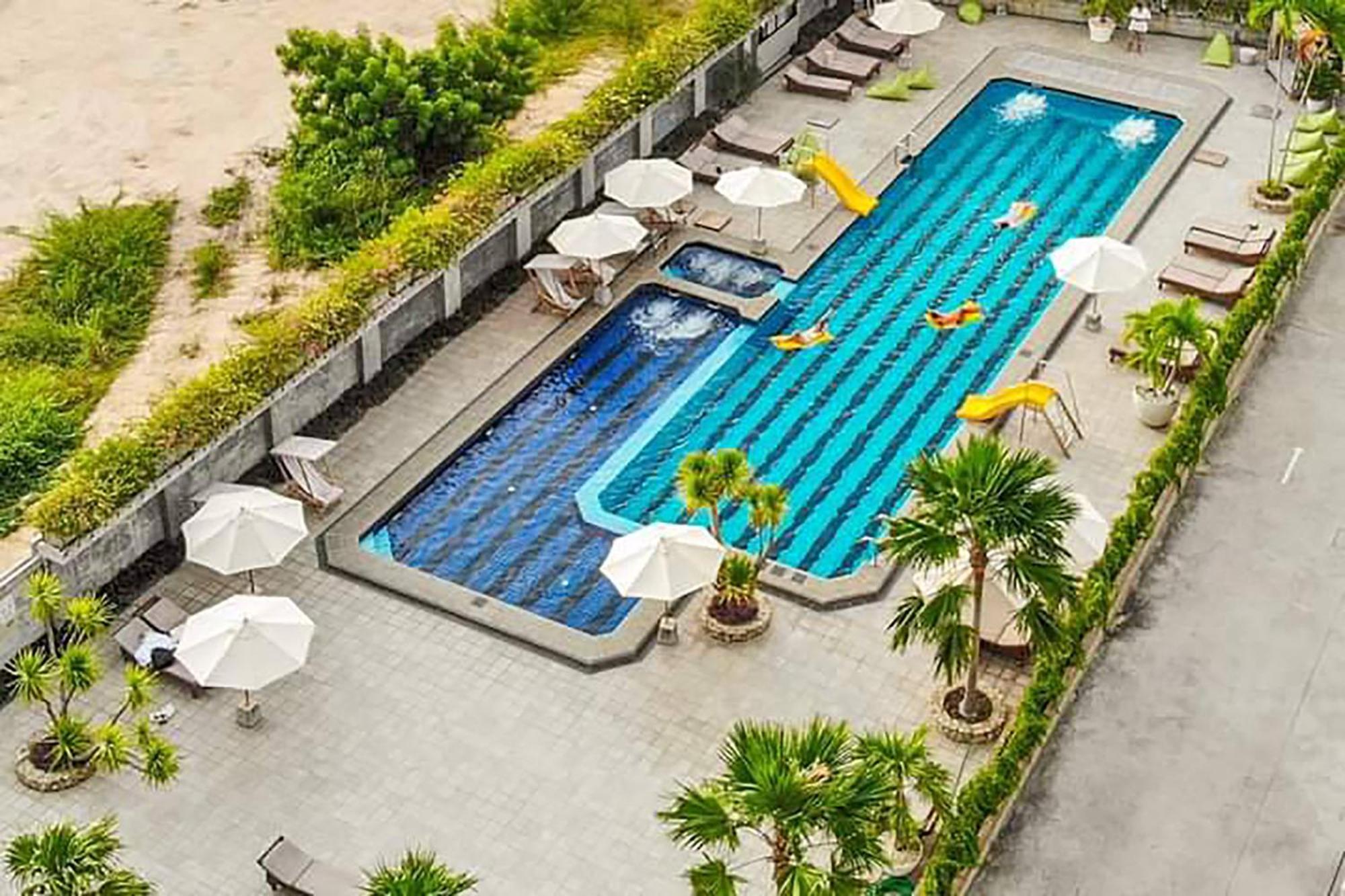 Olive Tree Hotel Pattaya На Джомтиен Екстериор снимка