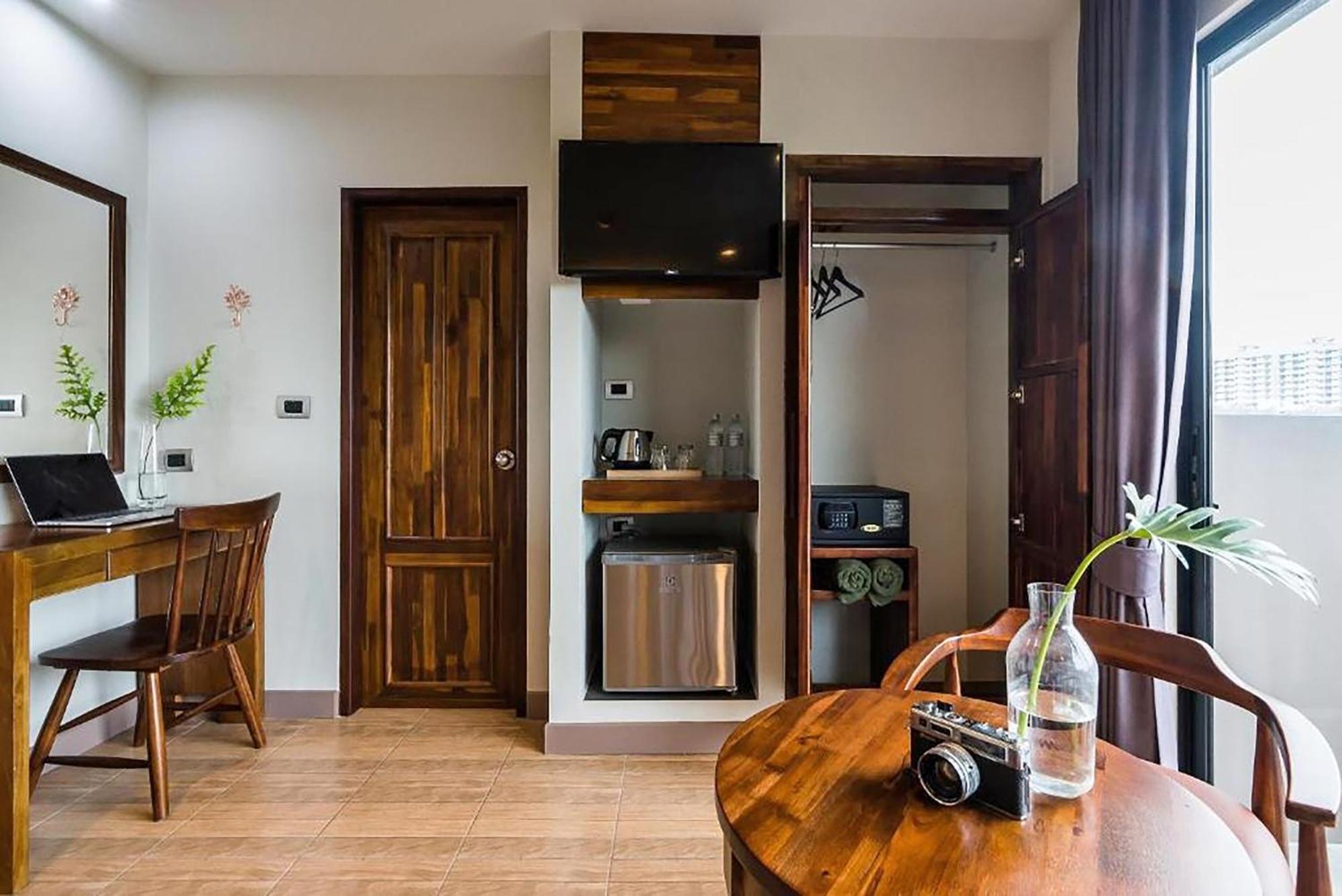 Olive Tree Hotel Pattaya На Джомтиен Стая снимка