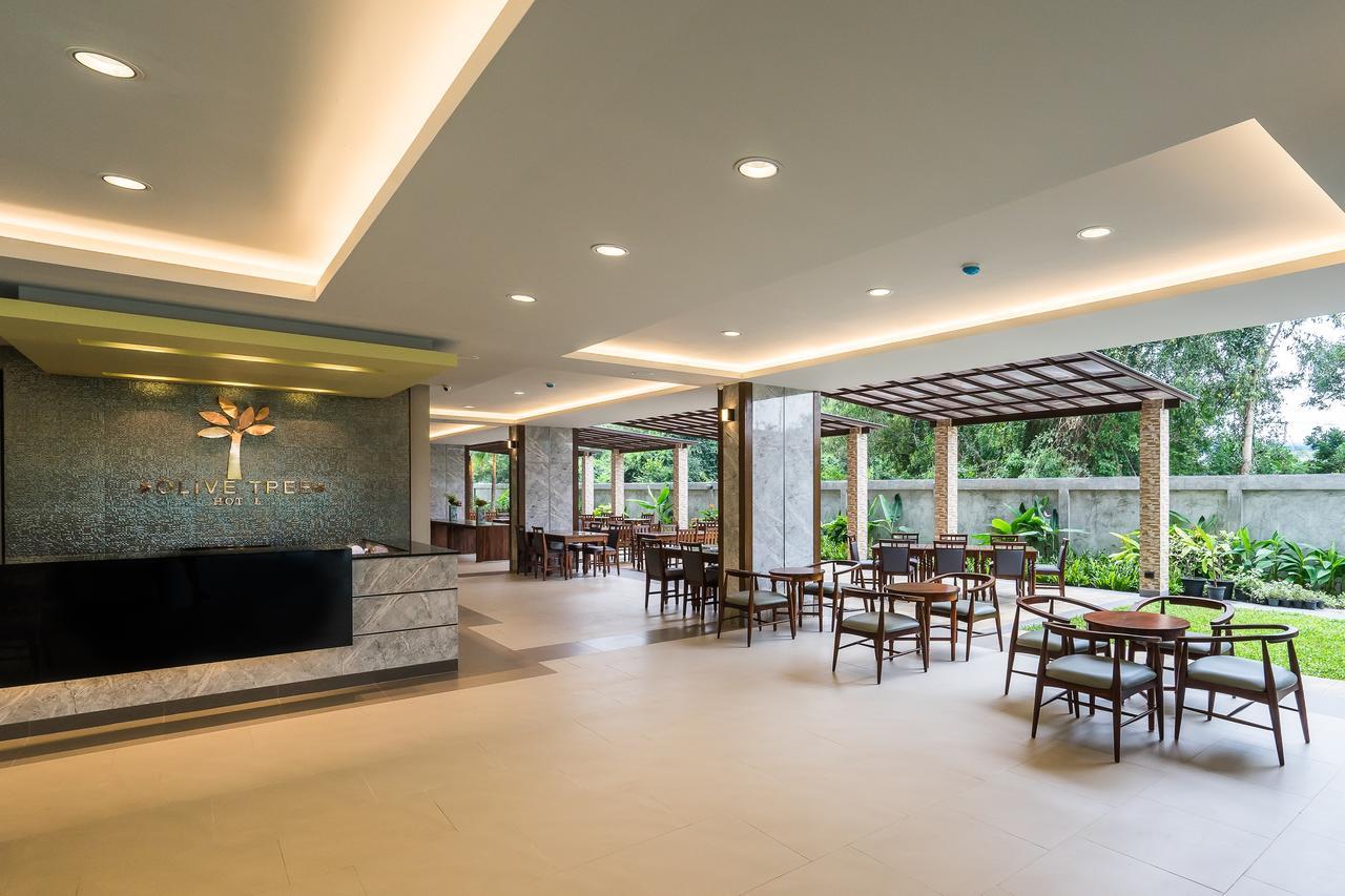 Olive Tree Hotel Pattaya На Джомтиен Екстериор снимка