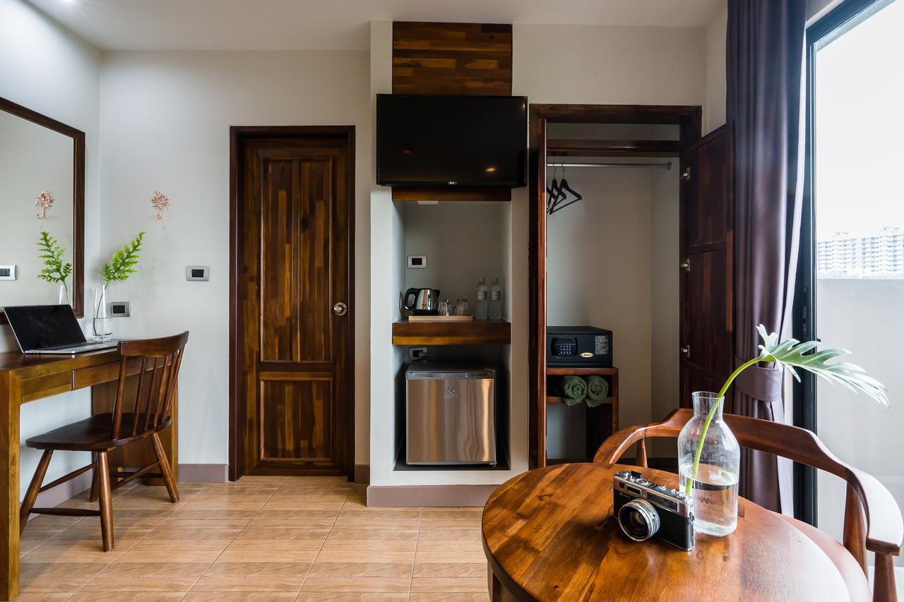 Olive Tree Hotel Pattaya На Джомтиен Екстериор снимка