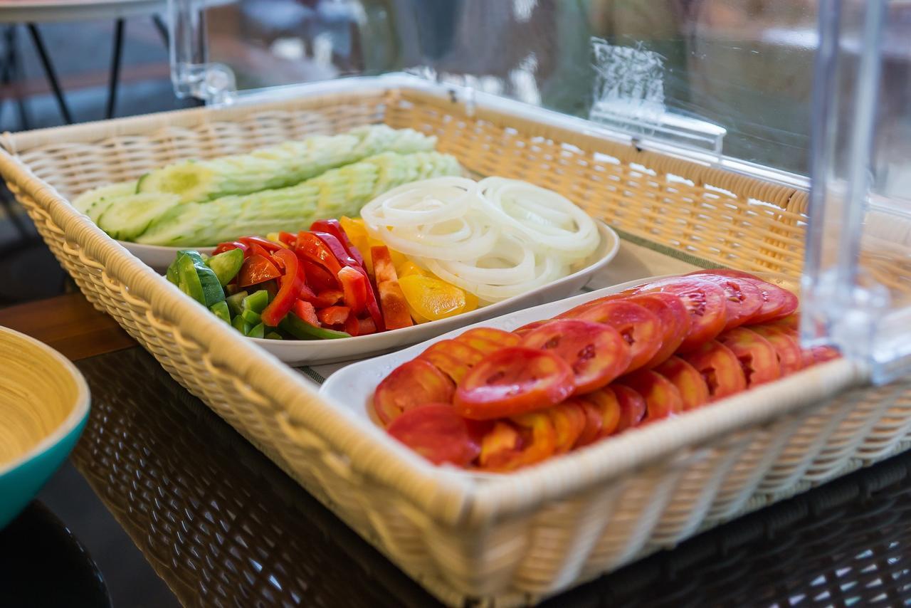 Olive Tree Hotel Pattaya На Джомтиен Екстериор снимка
